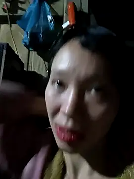 bonnie-00 online show from November 1, 2025, 12:43 pm