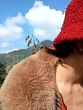 bonnie-00 online show from November 24, 2025, 3:39 am