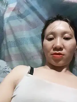 bonnie-00 online show from June 3, 2026, 2:33 pm