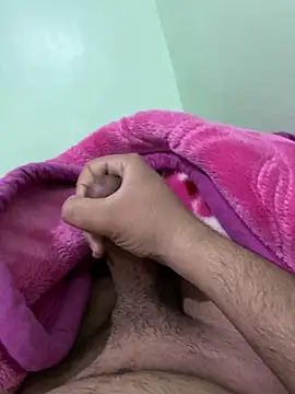 Snapshot of ali__ali210 chatting on February 2, 2026, 10:42 pm ali ali210 online show from February 2, 2026, 10:42 pm