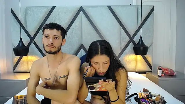 EthanCollen online show from November 9, 2025, 10:58 pm