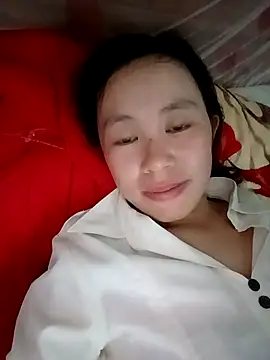 lyuyenkk online show from September 19, 2025, 5:33 am