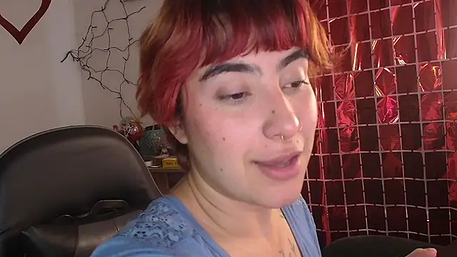 Miacatsito3 online show from February 20, 2026, 7:16 pm