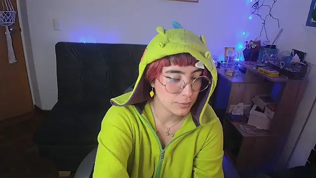 Miacatsito3 online show from March 24, 2026, 3:50 am