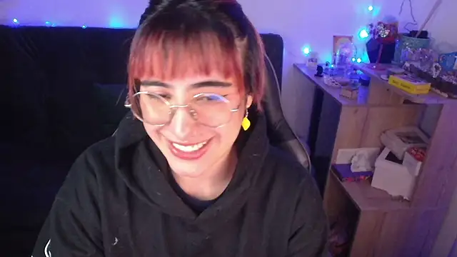 Miacatsito3 online show from March 7, 2026, 1:34 am