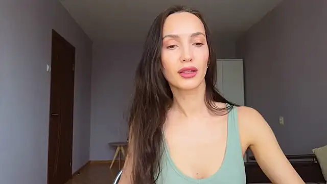 Snapshot of Lillian-Clark chatting on February 5, 2026, 9:16 am Lillian-Clark online show from February 5, 2026, 9:16 am