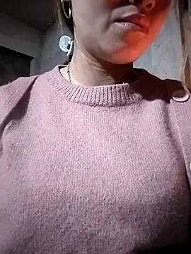 Dung x online show from February 9, 2026, 6:44 am