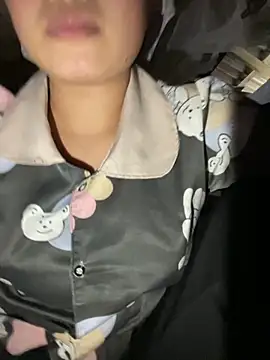 Van xx online show from October 25, 2025, 7:18 am