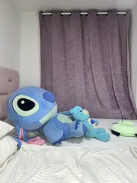 Snapshot of karolaalcendra chatting on February 21, 2026, 1:18 am karolaalcendra online show from February 21, 2026, 1:18 am