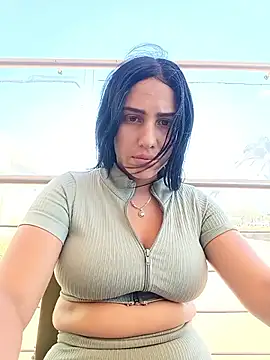 Katalella Hott online show from October 24, 2025, 3:44 pm