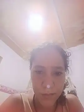 lilyhot1997 online show from May 14, 2026, 1:41 pm