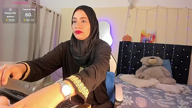 ShanaJamil online show from April 22, 2026, 12:12 pm