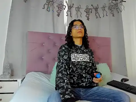 Snapshot of EthanBlackwoodd chatting on November 5, 2025, 7:50 pm EthanBlackwoodd online show from November 5, 2025, 7:50 pm