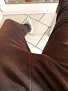 fullystroked online show from October 24, 2025, 9:52 am