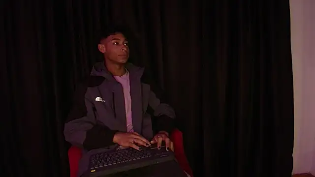 CoffeNaughty nom online show from September 25, 2025, 3:34 am