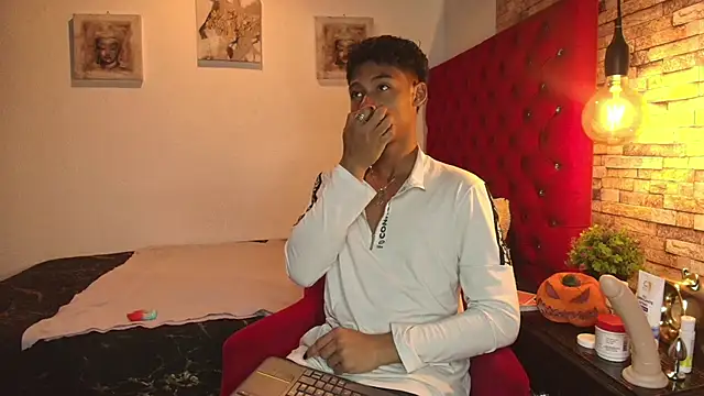 CoffeNaughty nom online show from October 16, 2025, 3:26 am