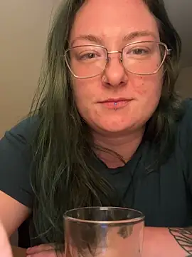 Snapshot of lizbabyy27 chatting on September 13, 2025, 11:49 pm lizbabyy27 online show from September 13, 2025, 11:49 pm