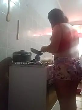 Snapshot of Cachorrinha2025 chatting on February 8, 2026, 5:32 pm Cachorrinha2025 online show from February 8, 2026, 5:32 pm