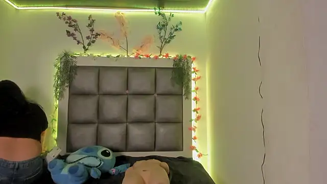 abbiecollins js online show from February 24, 2026, 4:24 am