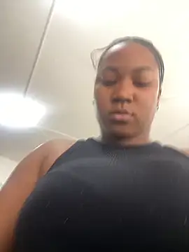Snapshot of Karol_sexy23 chatting on October 17, 2025, 3:14 pm Karol sexy23 online show from October 17, 2025, 3:14 pm