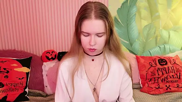 Alida Brice online show from October 31, 2025, 5:37 am