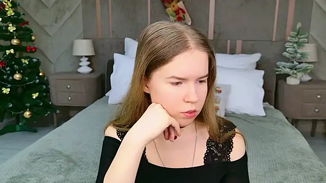 Alida Brice online show from December 22, 2025, 5:29 am