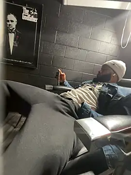 nymphoandthebeast69 online show from February 25, 2026, 5:02 pm