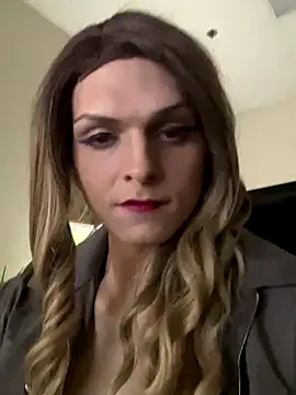 Snapshot of EnbyGamerChick chatting on September 24, 2025, 9:21 pm EnbyGamerChick online show from September 24, 2025, 9:21 pm