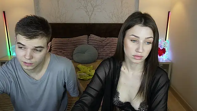 Vikki George online show from October 7, 2025, 9:16 pm