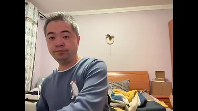 Snapshot of Mr_Dog chatting on December 1, 2025, 12:28 pm Mr Dog online show from December 1, 2025, 12:28 pm