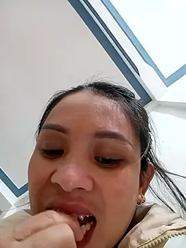 Snapshot of Na_xx chatting on February 15, 2026, 12:26 pm Na xx online show from February 15, 2026, 12:26 pm