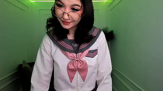 Snapshot of MeLLSawertyq chatting on October 14, 2025, 7:47 pm MeLLSawertyq online show from October 14, 2025, 7:47 pm