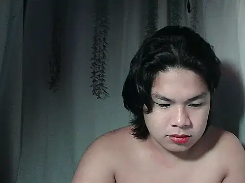 Huntrix2025 online show from December 15, 2025, 9:42 pm