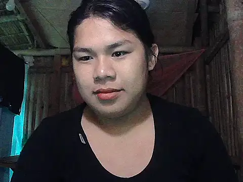 Huntrix2025 online show from April 7, 2026, 2:41 pm