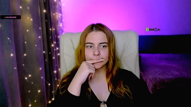 Snapshot of red__dizzy chatting on November 7, 2025, 8:46 pm red dizzy online show from November 7, 2025, 8:46 pm