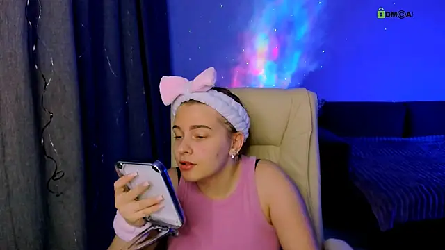 red  dizzy online show from November 23, 2025, 12:31 am