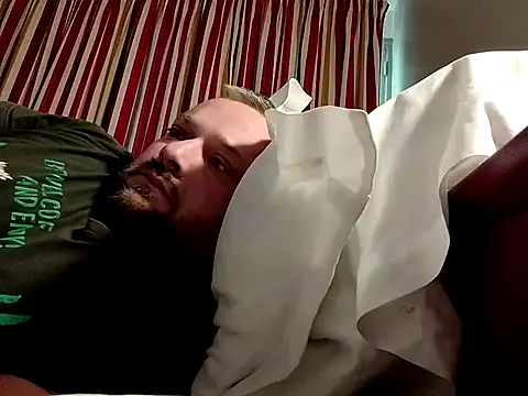 Snapshot of Yannor36 chatting on September 25, 2025, 3:18 pm Yannor36 online show from September 25, 2025, 3:18 pm