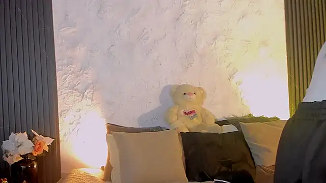 joselin rouse online show from October 21, 2025, 12:04 pm