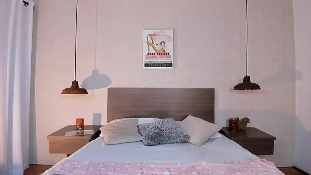 cloehill  online show from January 7, 2026, 11:48 am