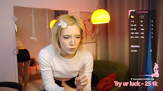 MorgyAsuna  online show from December 14, 2025, 8:09 am