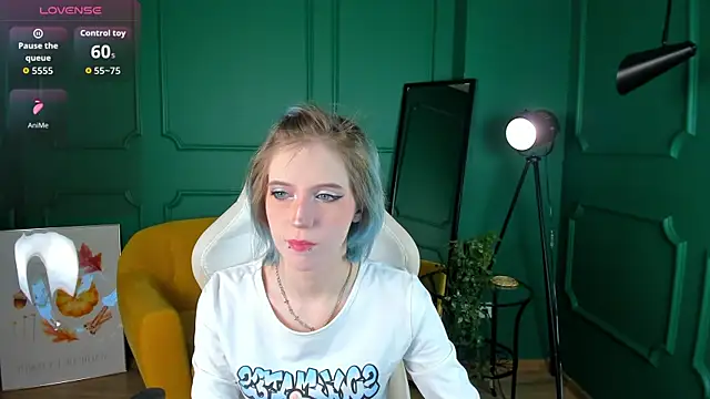 MorgyAsuna  online show from October 15, 2025, 1:30 pm