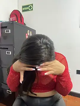 Snapshot of ROUSE_SINCLAIR chatting on December 21, 2025, 7:54 am ROUSE SINCLAIR online show from December 21, 2025, 7:54 am