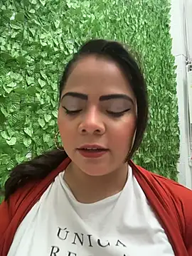 Snapshot of ROUSE_SINCLAIR chatting on October 23, 2025, 7:34 pm ROUSE SINCLAIR online show from October 23, 2025, 7:34 pm