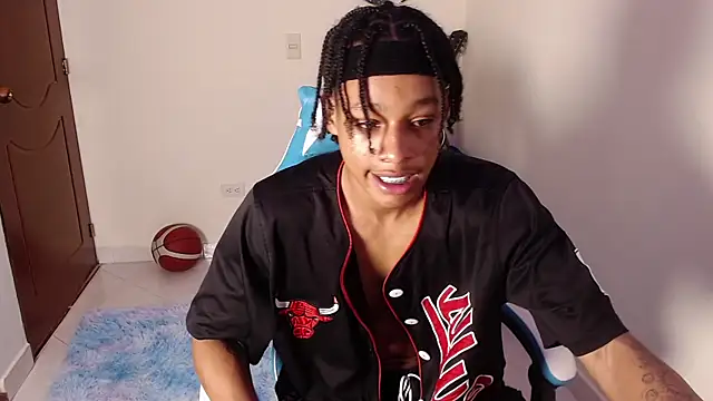 jordan mm420 online show from November 27, 2025, 8:42 pm