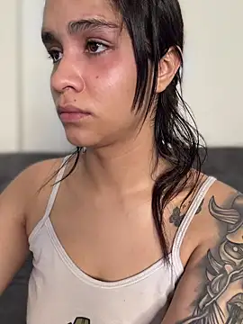 Isabella-Teen online show from February 17, 2026, 2:20 am