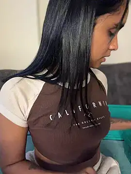 Isabella-Teen online show from March 24, 2026, 1:49 am