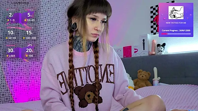 LilithPoison online show from March 8, 2026, 6:00 pm