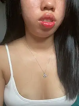 Rose-babyx online show from June 20, 2026, 2:49 am