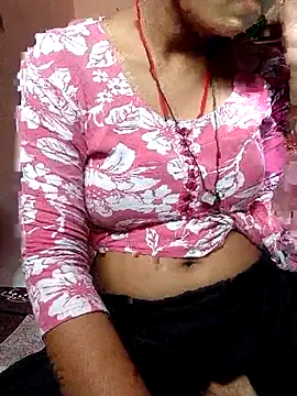 Hot sundri83838 online show from April 12, 2026, 7:33 am