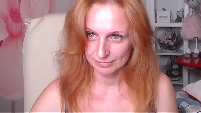 Snapshot of Venus_love1 chatting on July 22, 2026, 5:26 pm Venus love1 online show from July 22, 2026, 5:26 pm